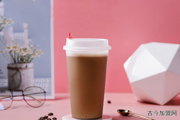 CoCo奶茶和蜜雪冰城哪个好？近60%的企业家和消费